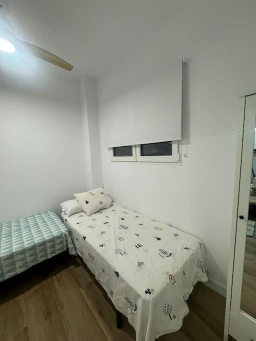 Gran Apartamento A Pie De Calle バレンシア エクステリア 写真