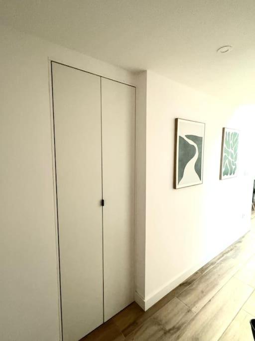 Gran Apartamento A Pie De Calle バレンシア エクステリア 写真